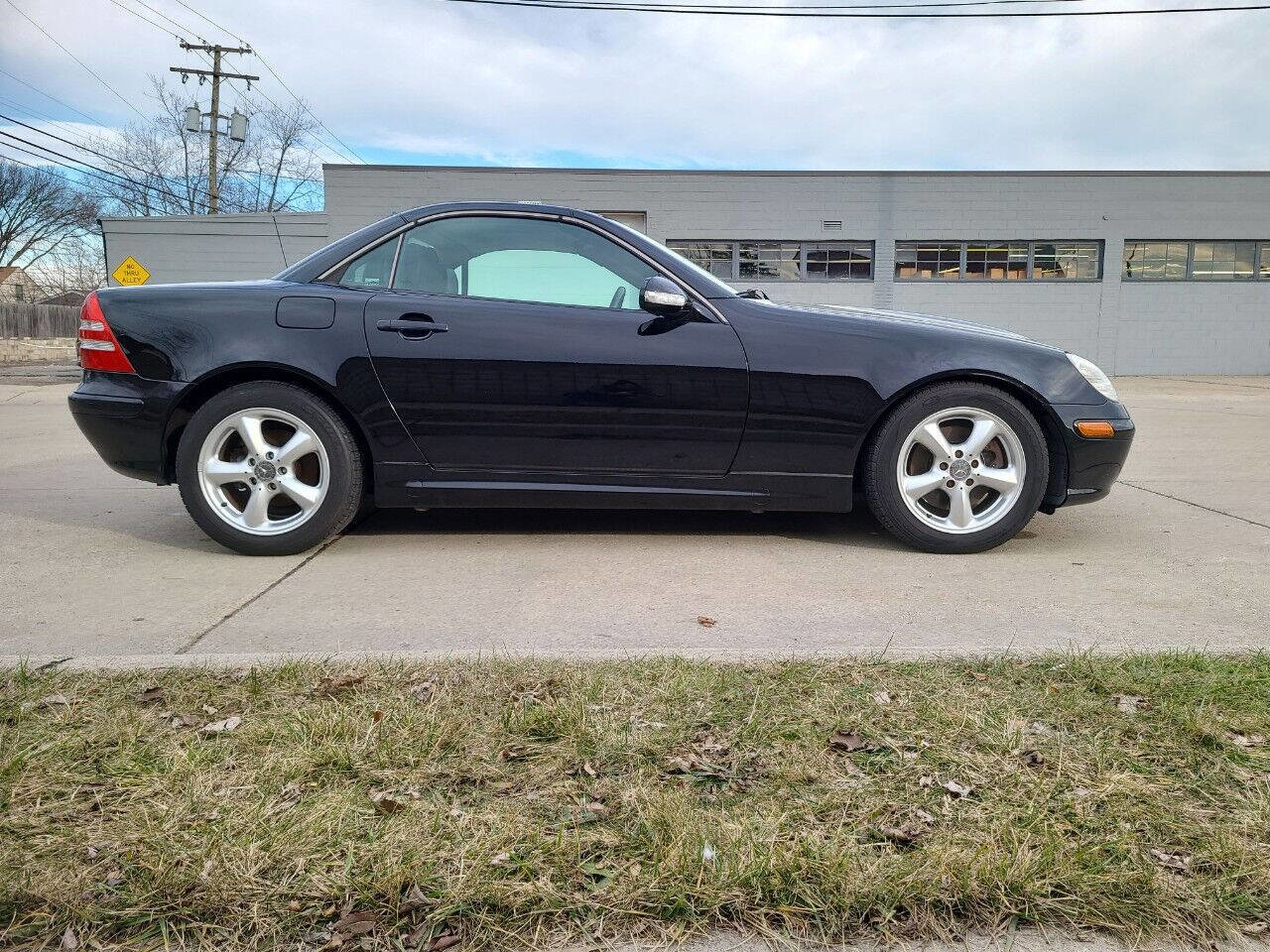 Used 2002 Mercedes-Benz SLK 320 image 7