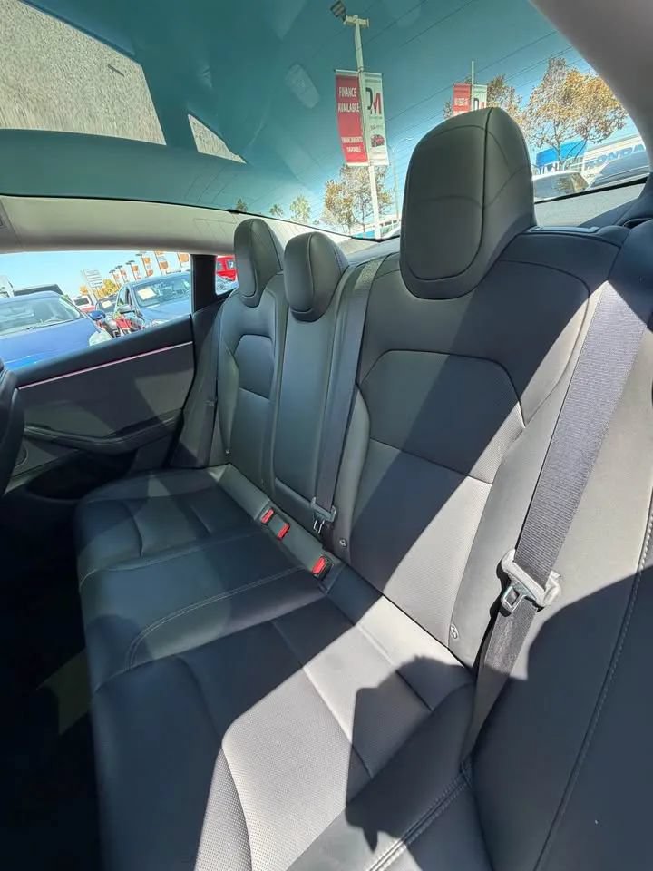 Used 2024 Tesla Model 3 Standard Range RWD image 9