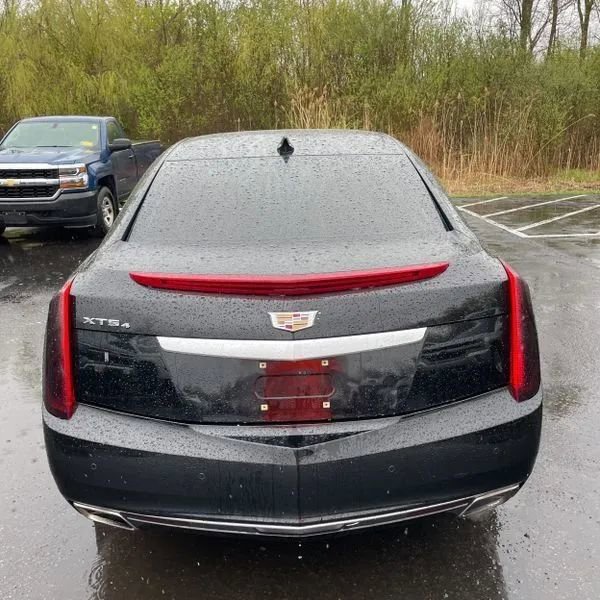 Used 2016 Cadillac XTS Luxury AWD/4WD image 7