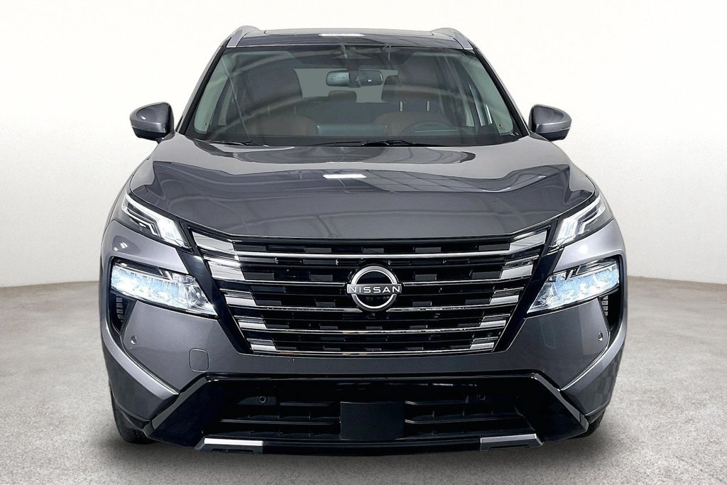 Used 2026 Nissan Rogue Platinum w/ Tech Package AWD/4WD image 4