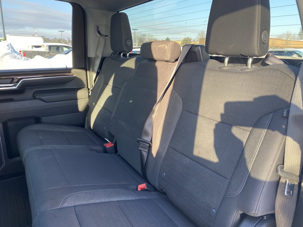 Used 2025 Chevrolet Silverado 2500 LT w/ Convenience Package image 23