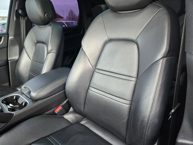 Used 2019 Porsche Cayenne AWD/4WD image 14