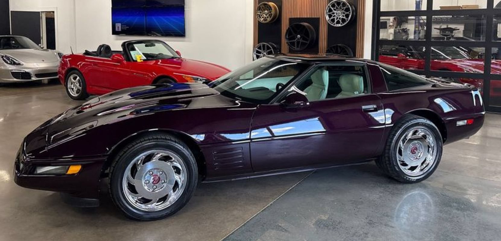 Used 1993 Chevrolet Corvette Coupe