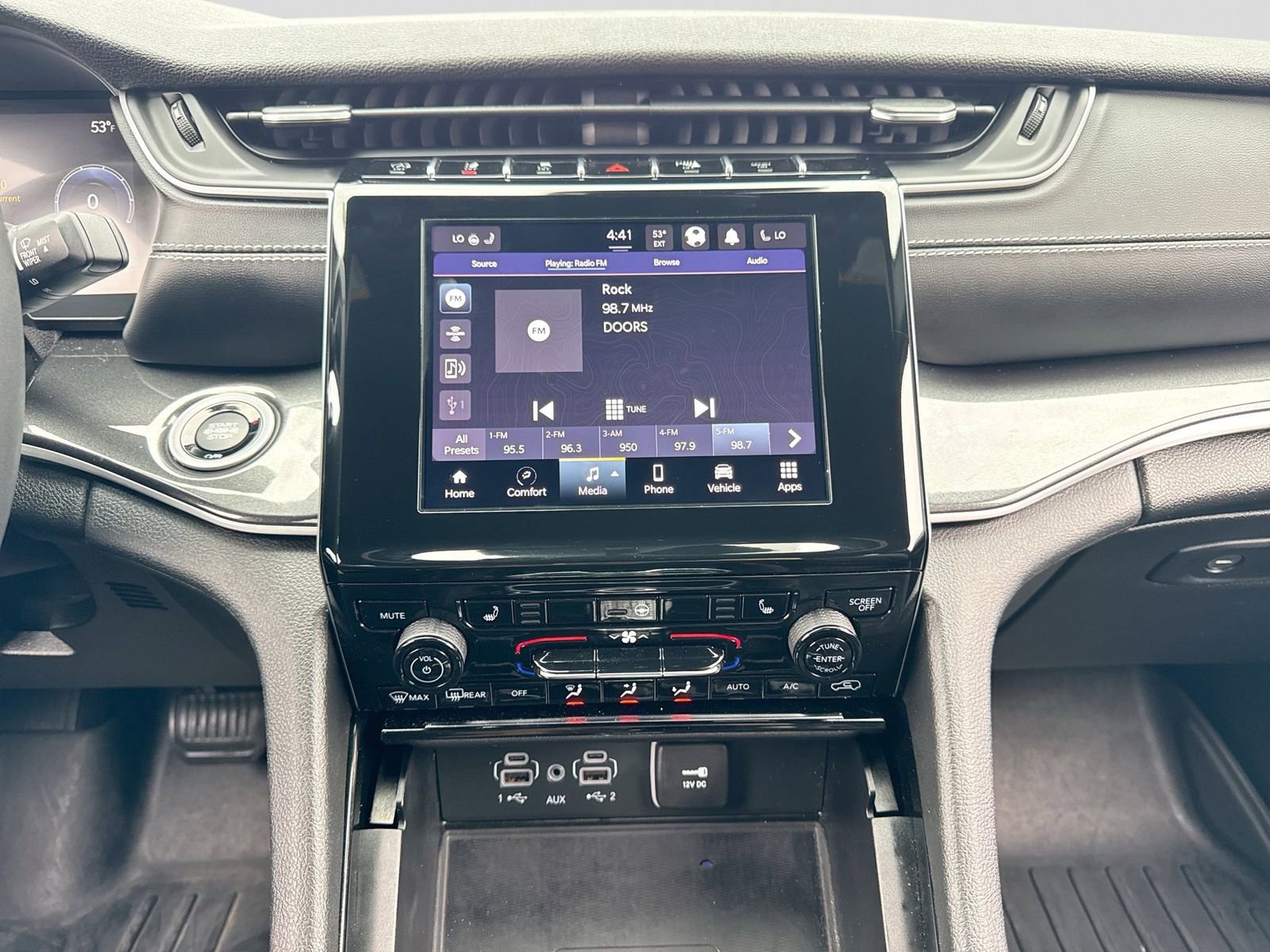 Used 2023 Jeep Grand Cherokee L Laredo AWD/4WD image 35
