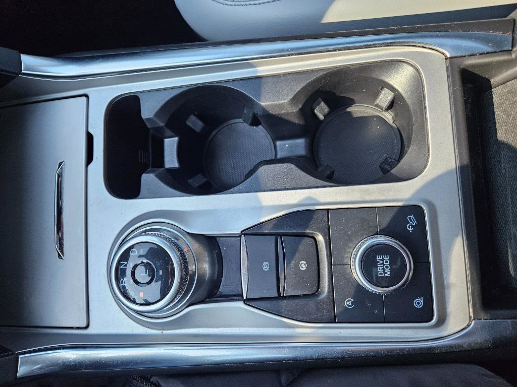 Used 2021 Ford Explorer XLT w/ Equipment Group 202A image 45