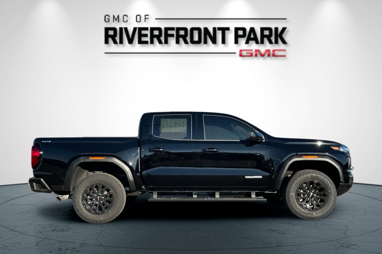 New 2026 GMC Canyon Elevation w/ Convenience Package AWD/4WD image 2
