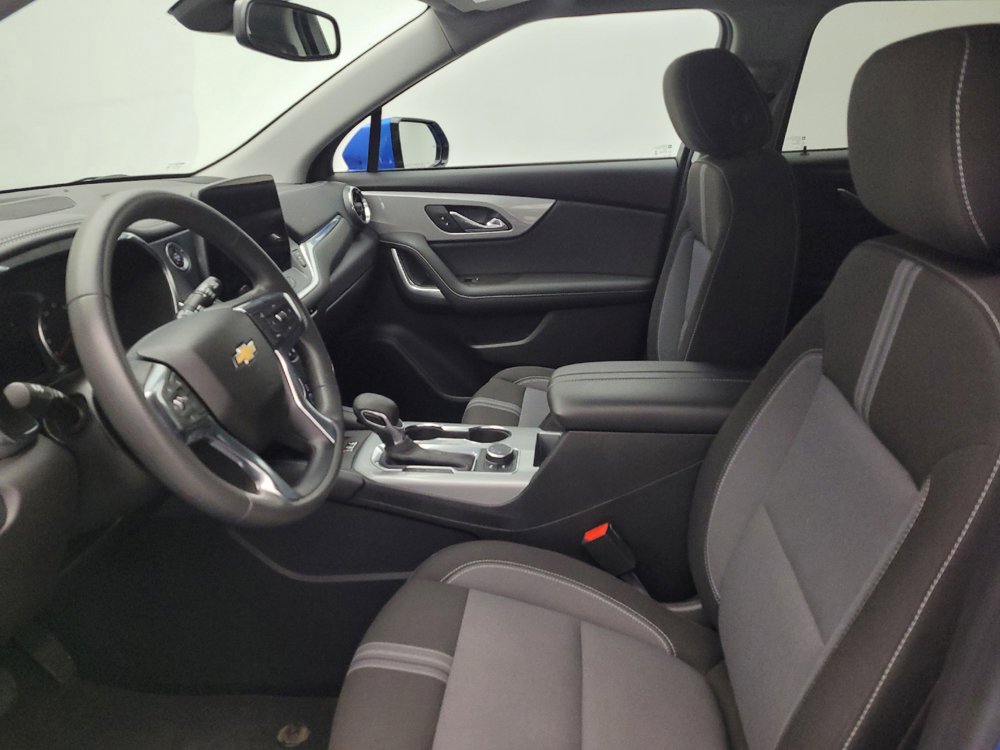 Used 2024 Chevrolet Blazer LT w/ Convenience Package FWD image 17