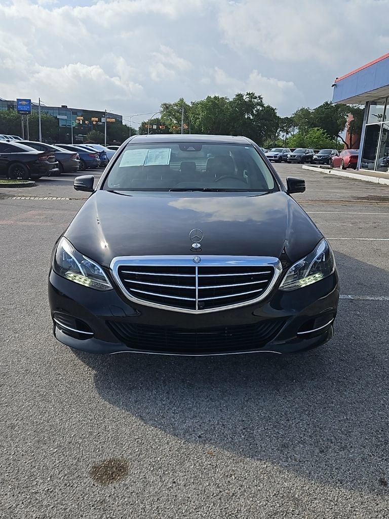 Used 2016 Mercedes-Benz E 350 Sedan image 2