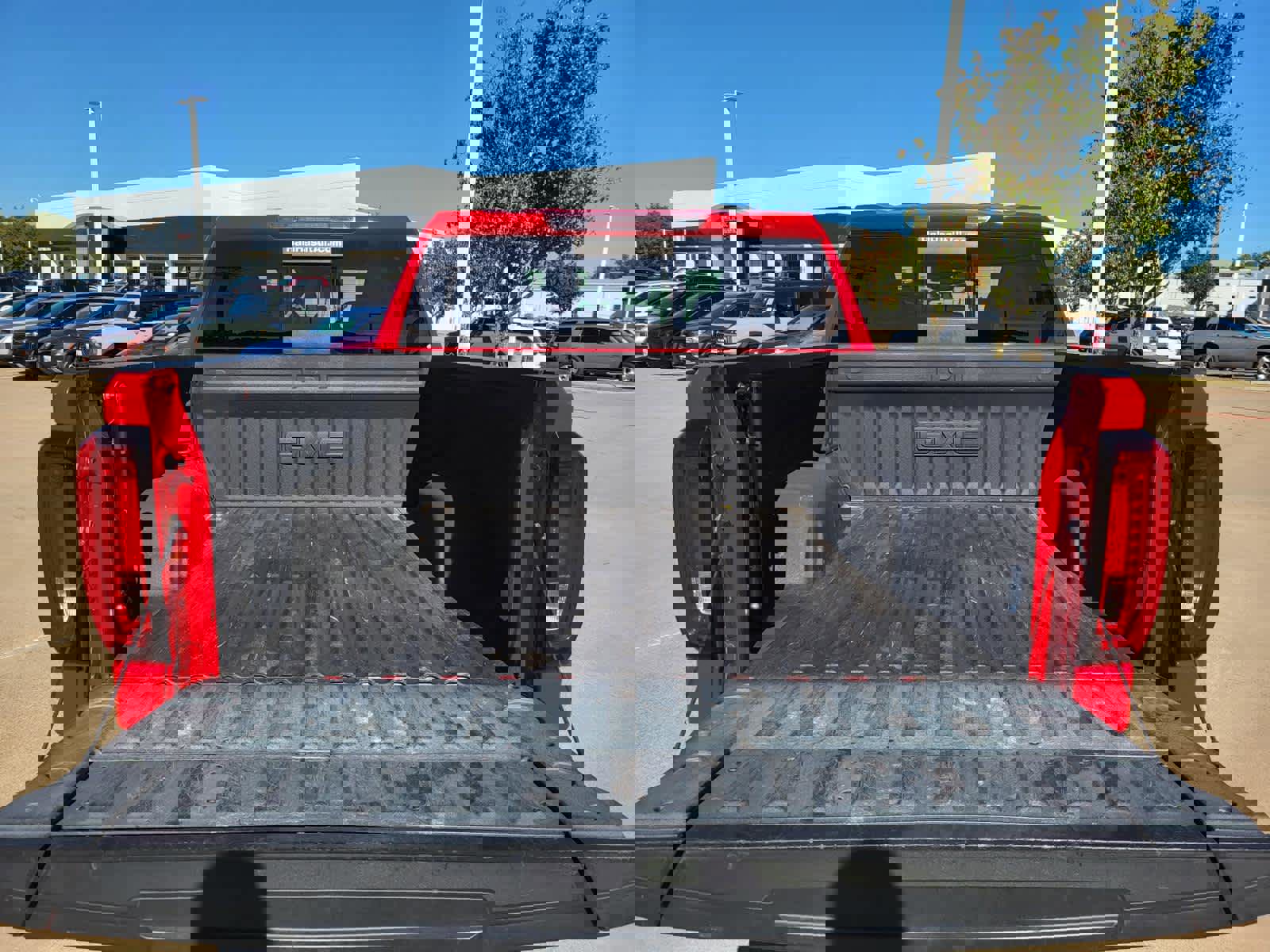 Certified 2021 GMC Sierra 1500 SLT image 9