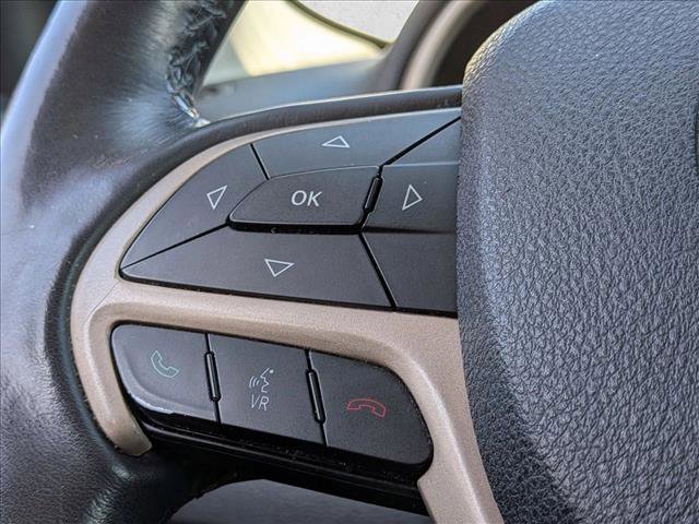 Used 2015 Jeep Cherokee Latitude w/ Comfort/Convenience Group image 13