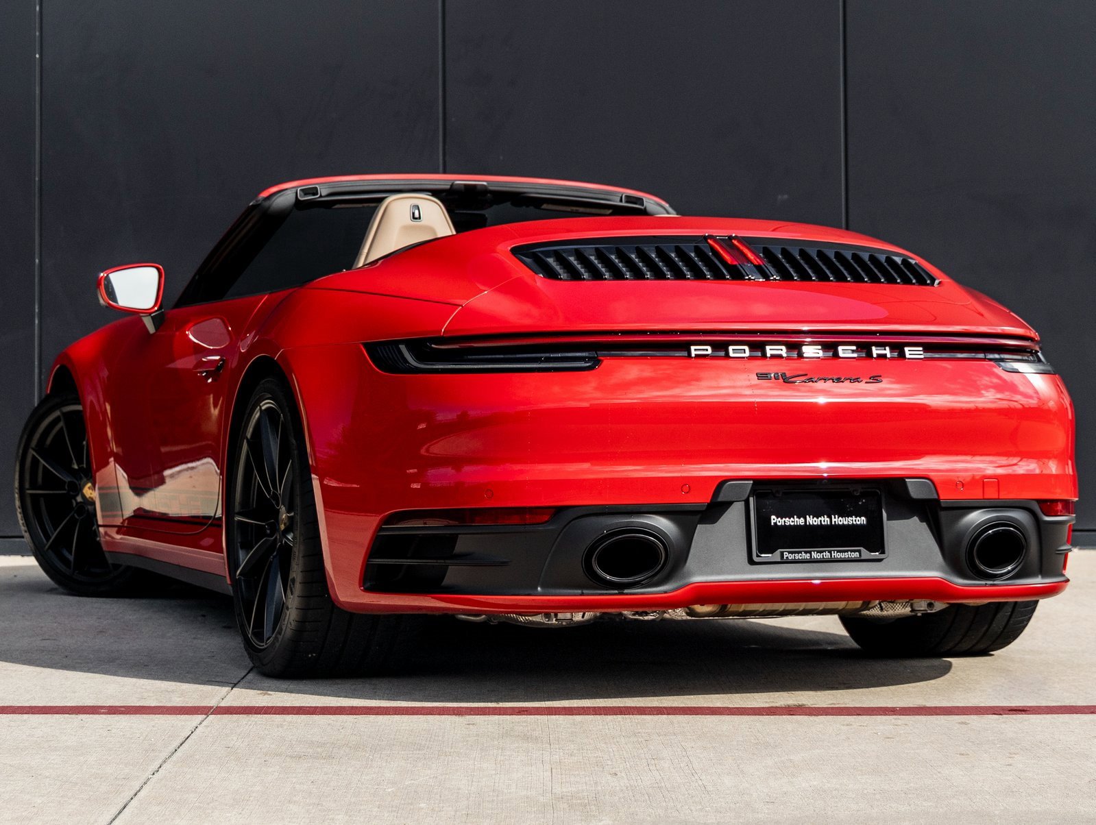 Used 2024 Porsche 911 Carrera S image 3