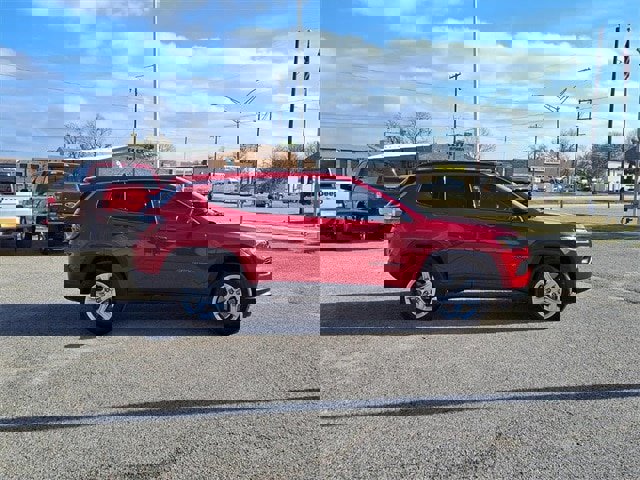 Certified 2024 Jeep Compass Latitude w/ Convenience Group image 2