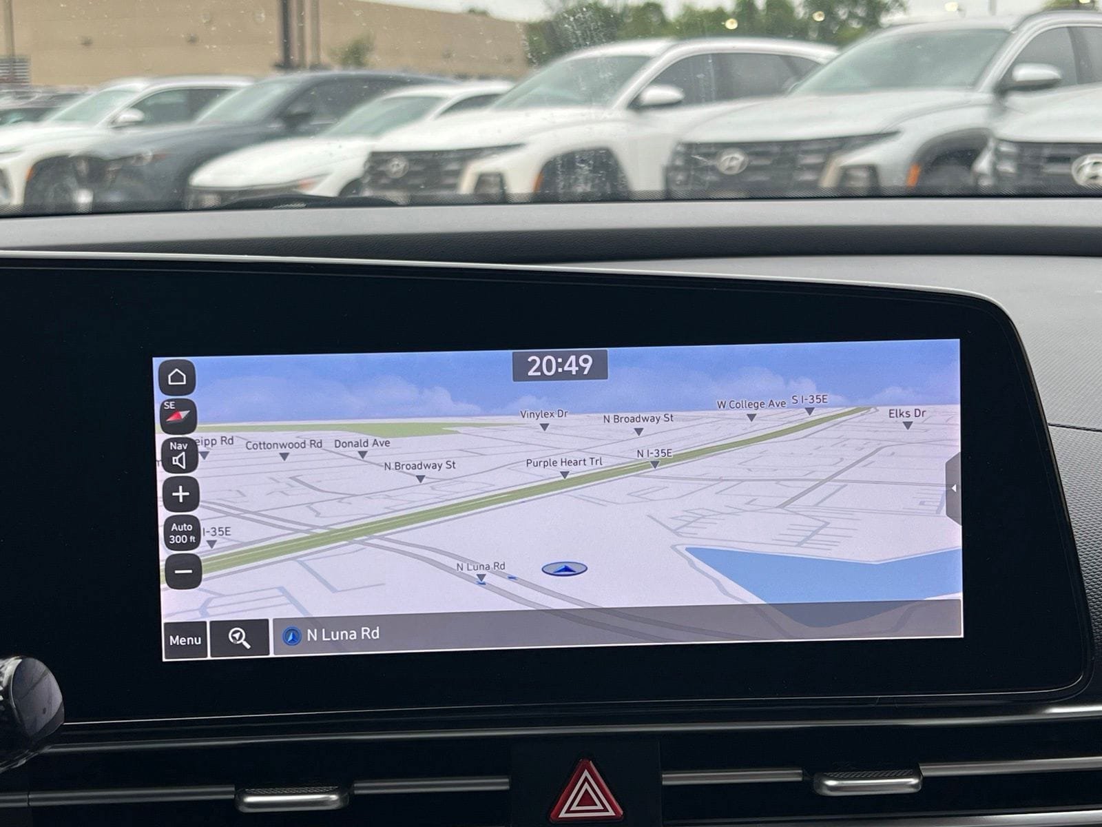 Certified 2021 Hyundai Elantra Limited FWD image 31