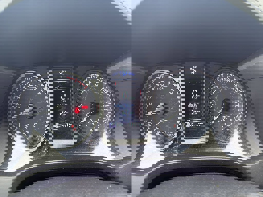 Used 2022 Toyota Tacoma TRD Sport image 14