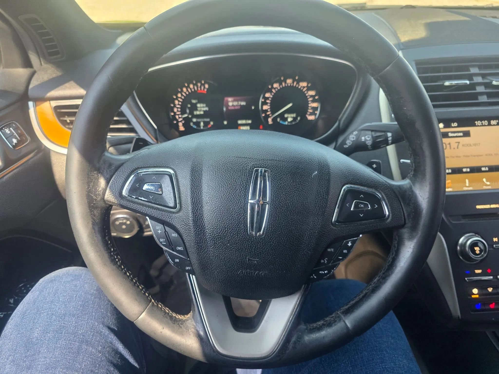 Used 2017 Lincoln MKC Reserve w/ Lincoln MKC Climate Package image 25