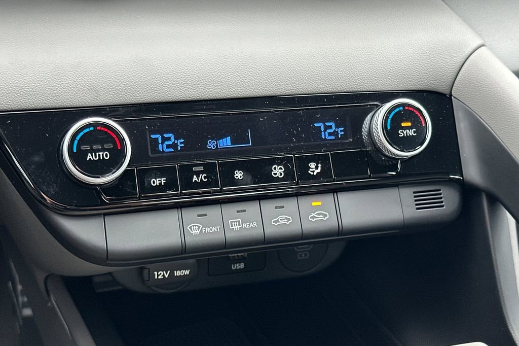 New 2026 Hyundai Elantra Sport FWD image 16