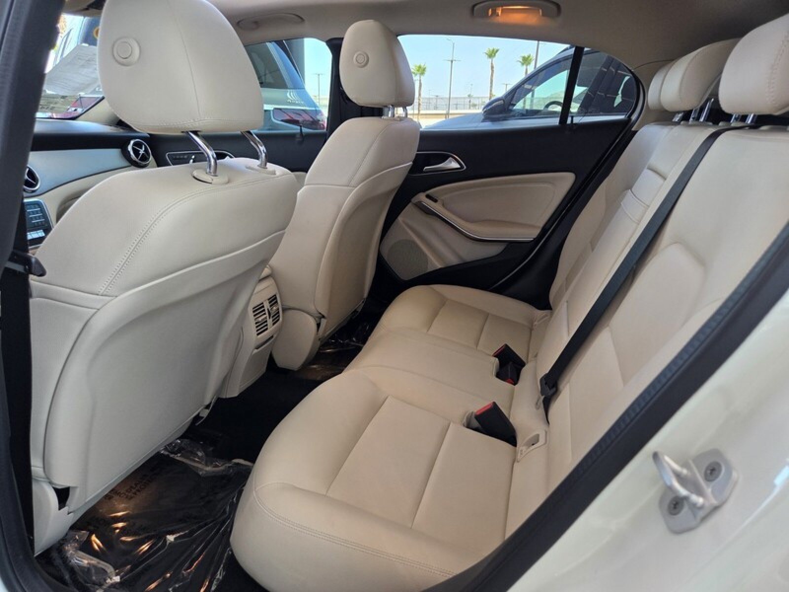 Used 2018 Mercedes-Benz GLA 250 image 14
