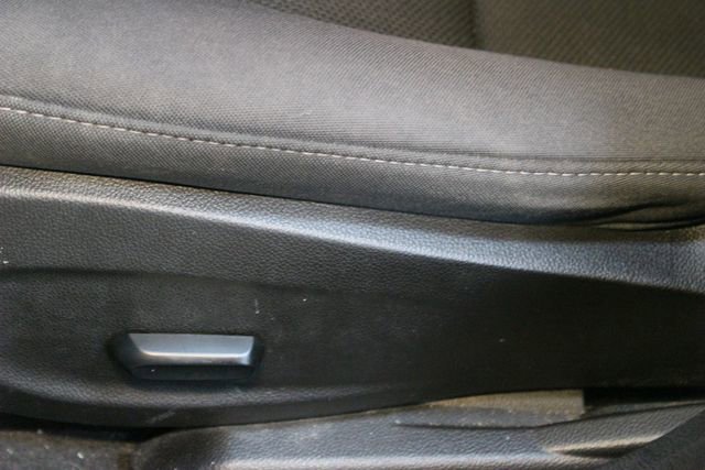 Used 2015 Chevrolet Cruze LT FWD image 17