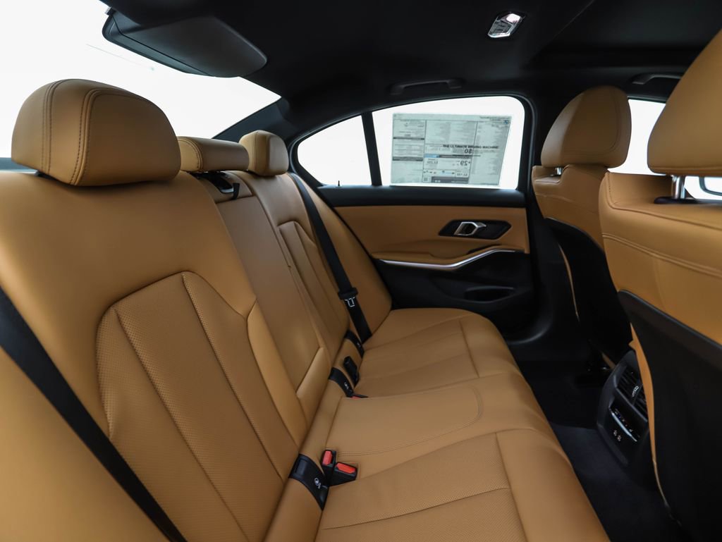 New 2026 BMW 330i xDrive Sedan w/ Convenience Package image 27