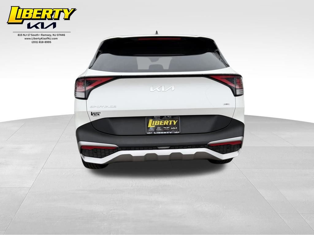 Used 2023 Kia Sportage EX image 6