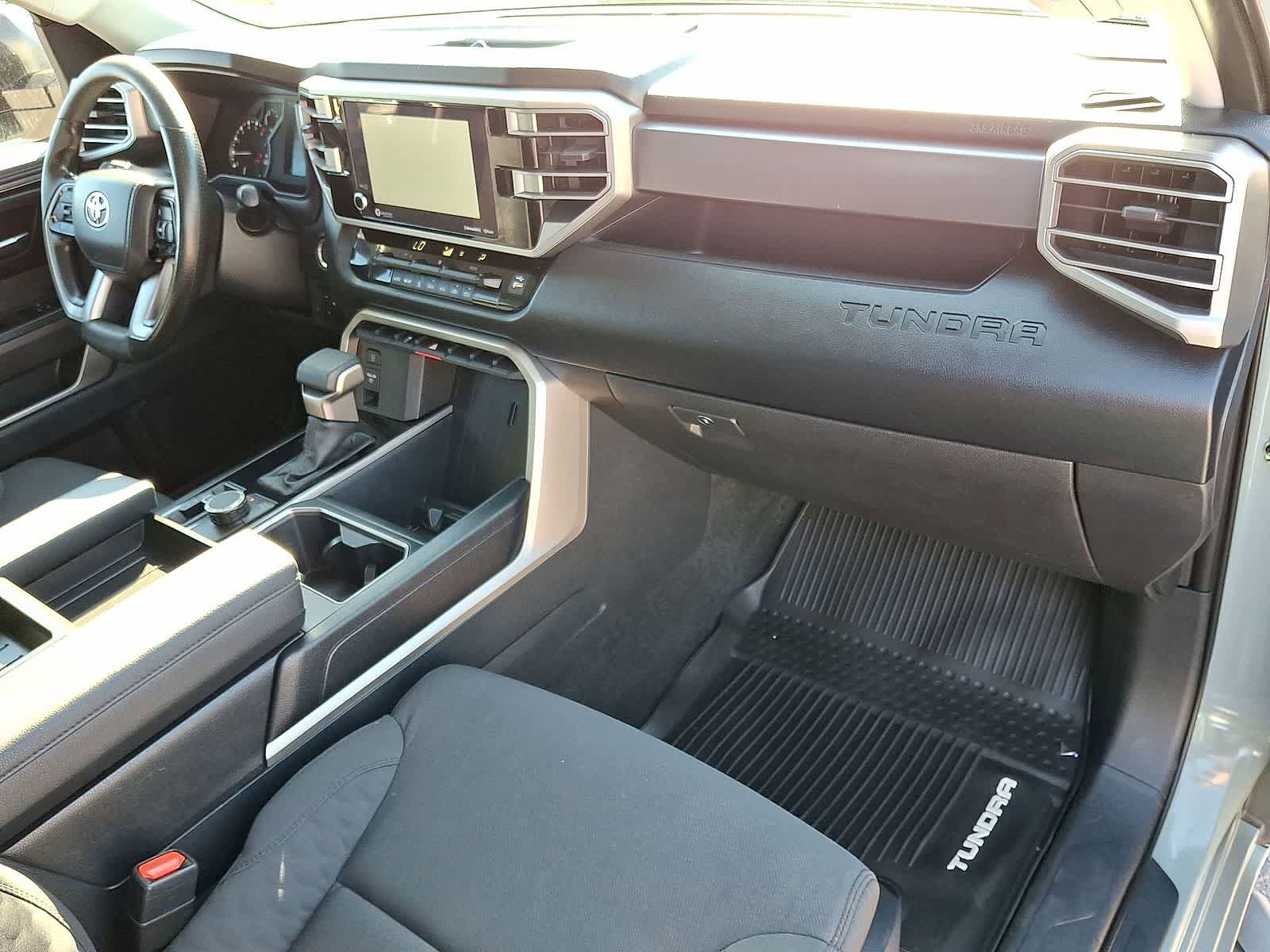 Used 2024 Toyota Tundra SR5 w/ SR5 Convenience Package image 33