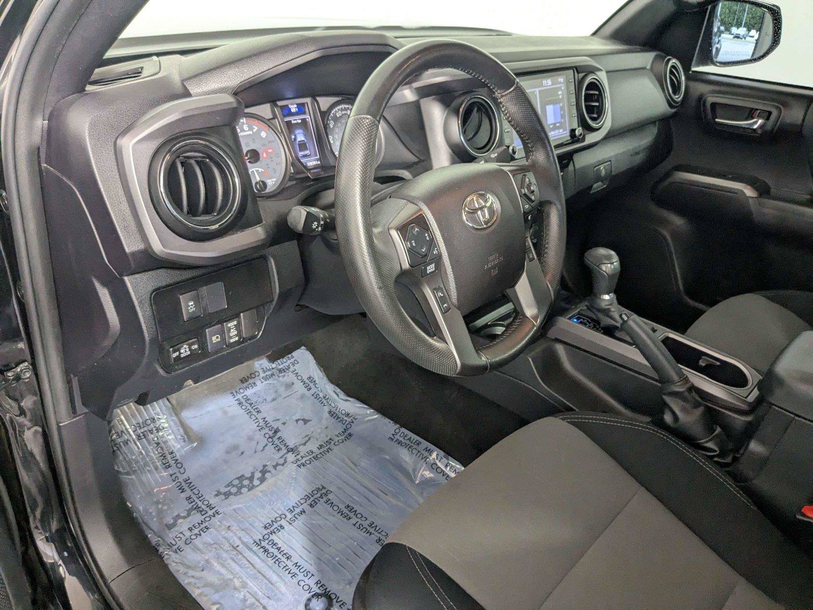 Used 2021 Toyota Tacoma TRD Off-Road w/ Technology Package AWD/4WD image 13