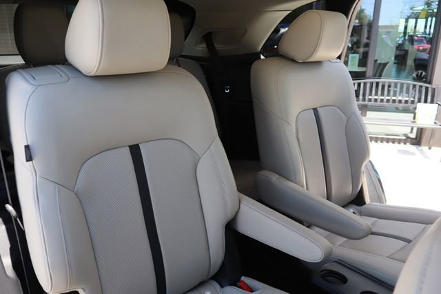 Used 2024 MAZDA CX-90 Plug-In Hybrid w/ Premium Pkg AWD/4WD image 16