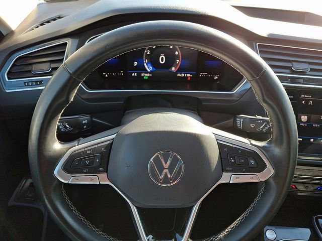Used 2022 Volkswagen Tiguan SE image 19