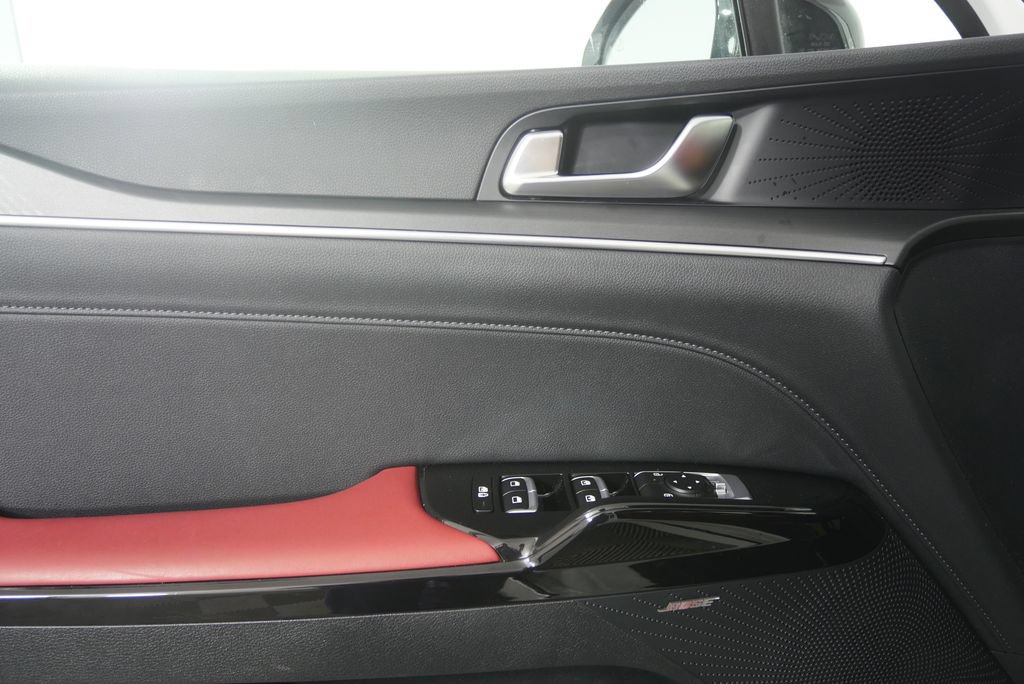Used 2025 Kia K5 GT-Line w/ GT-Line Premium Package FWD image 8