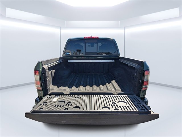 Used 2022 Nissan Frontier SV w/ SV Premium Package image 12