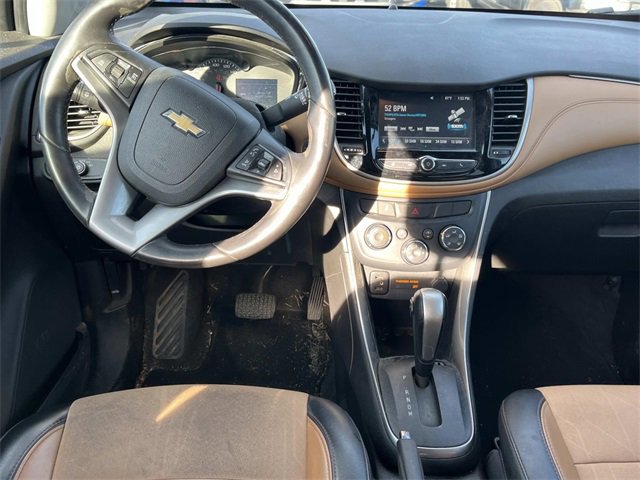 Used 2017 Chevrolet Trax LT w/ LT Convenience Package image 12