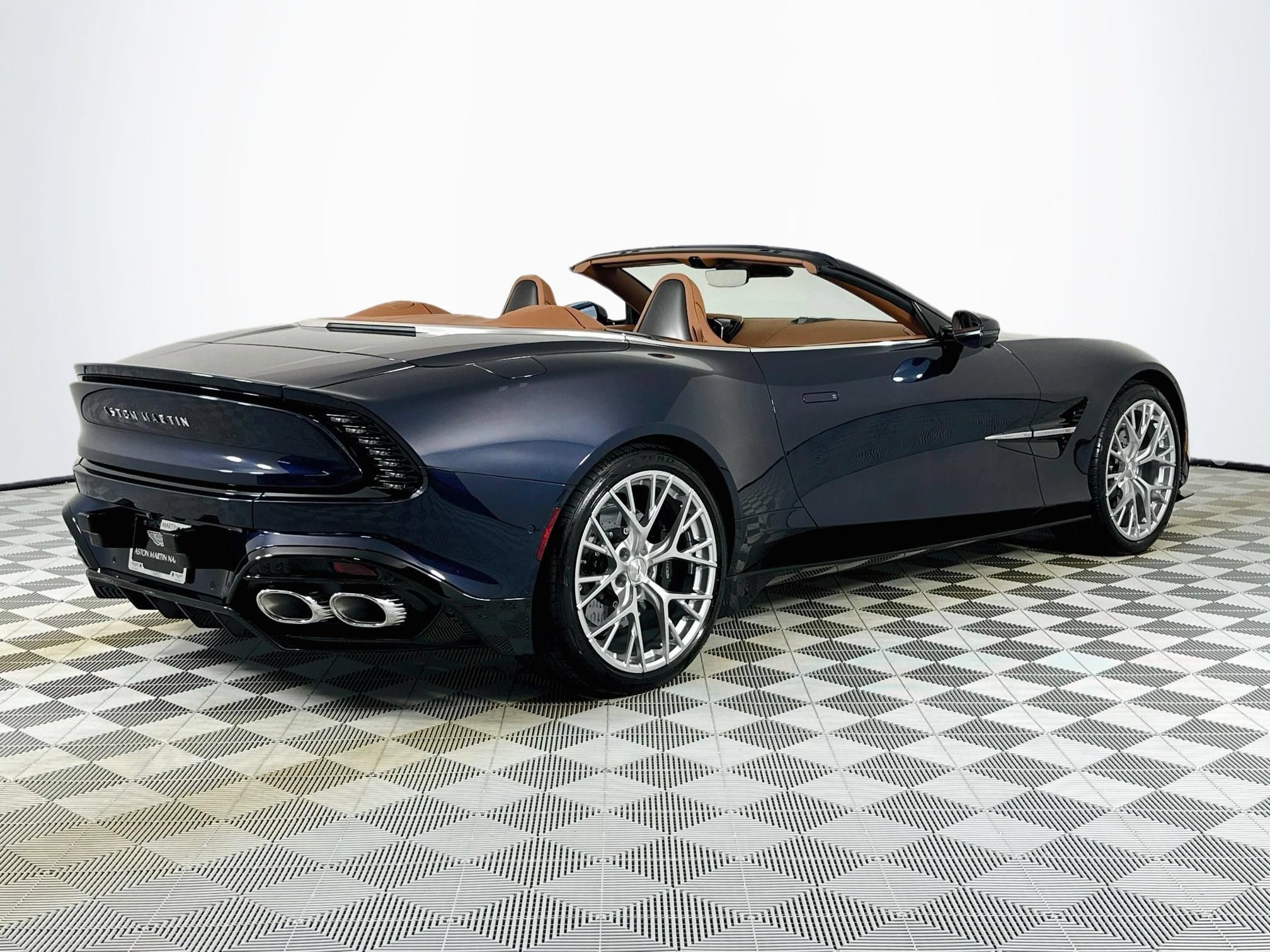 New 2026 Aston Martin Vanquish Convertible RWD image 5