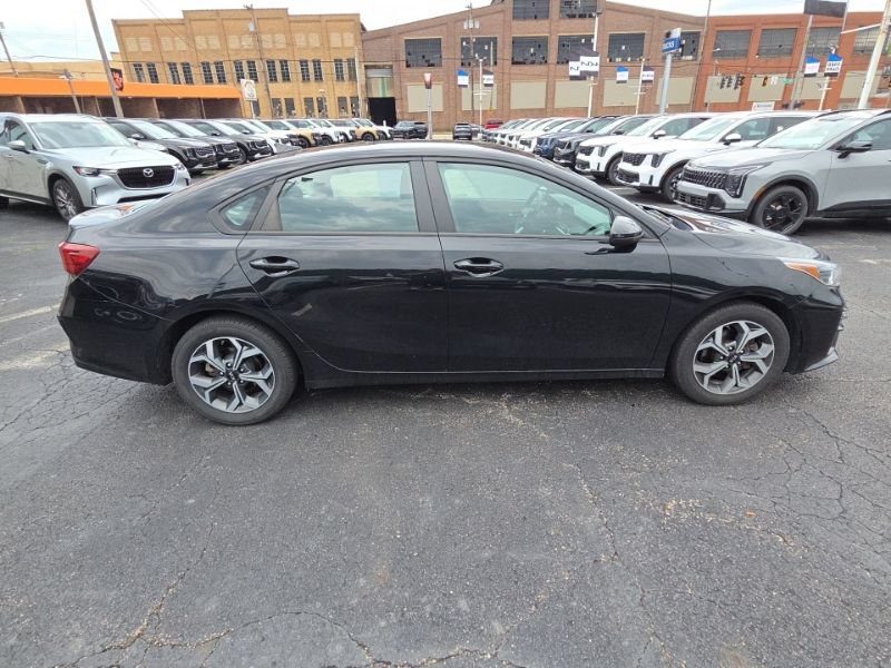 Used 2021 Kia Forte LXS FWD image 8