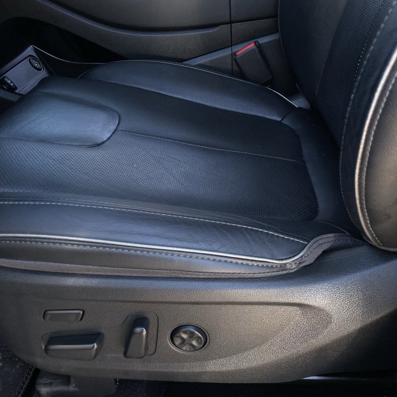 Used 2022 Hyundai Santa Fe Limited image 23