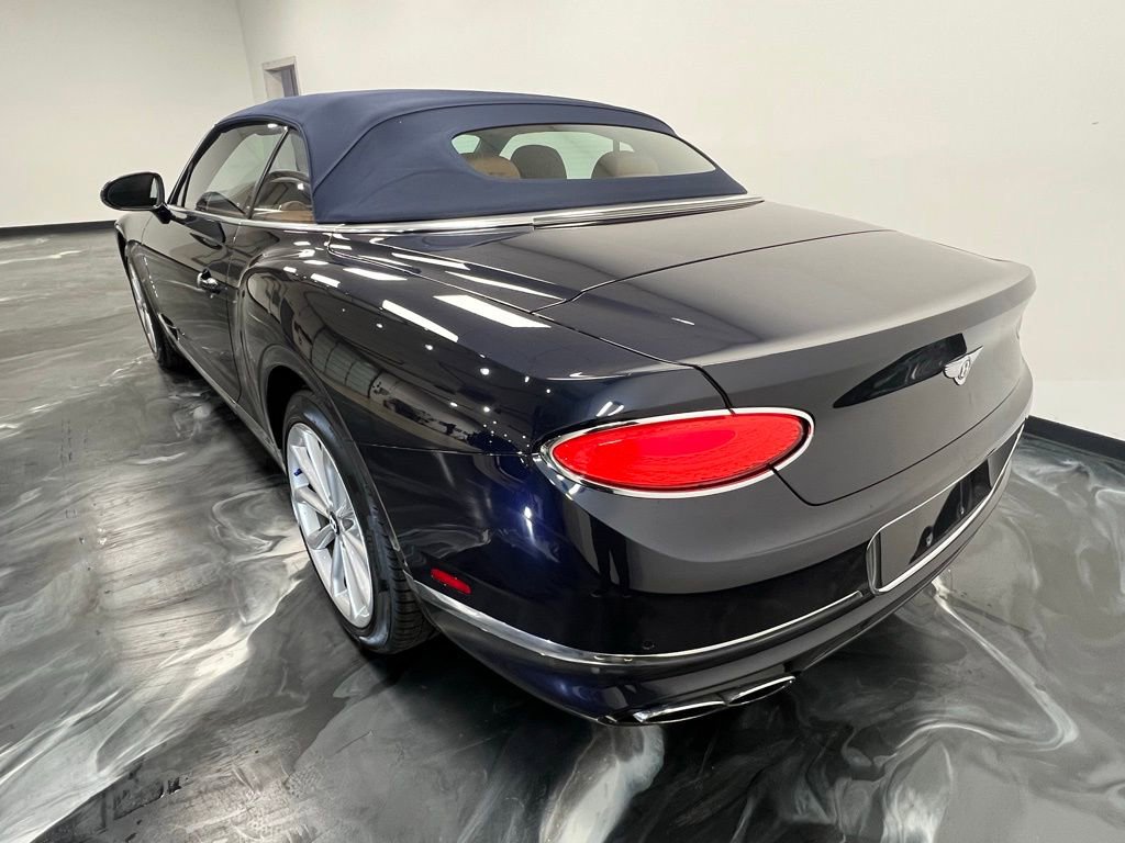Used 2020 Bentley Continental GT image 18
