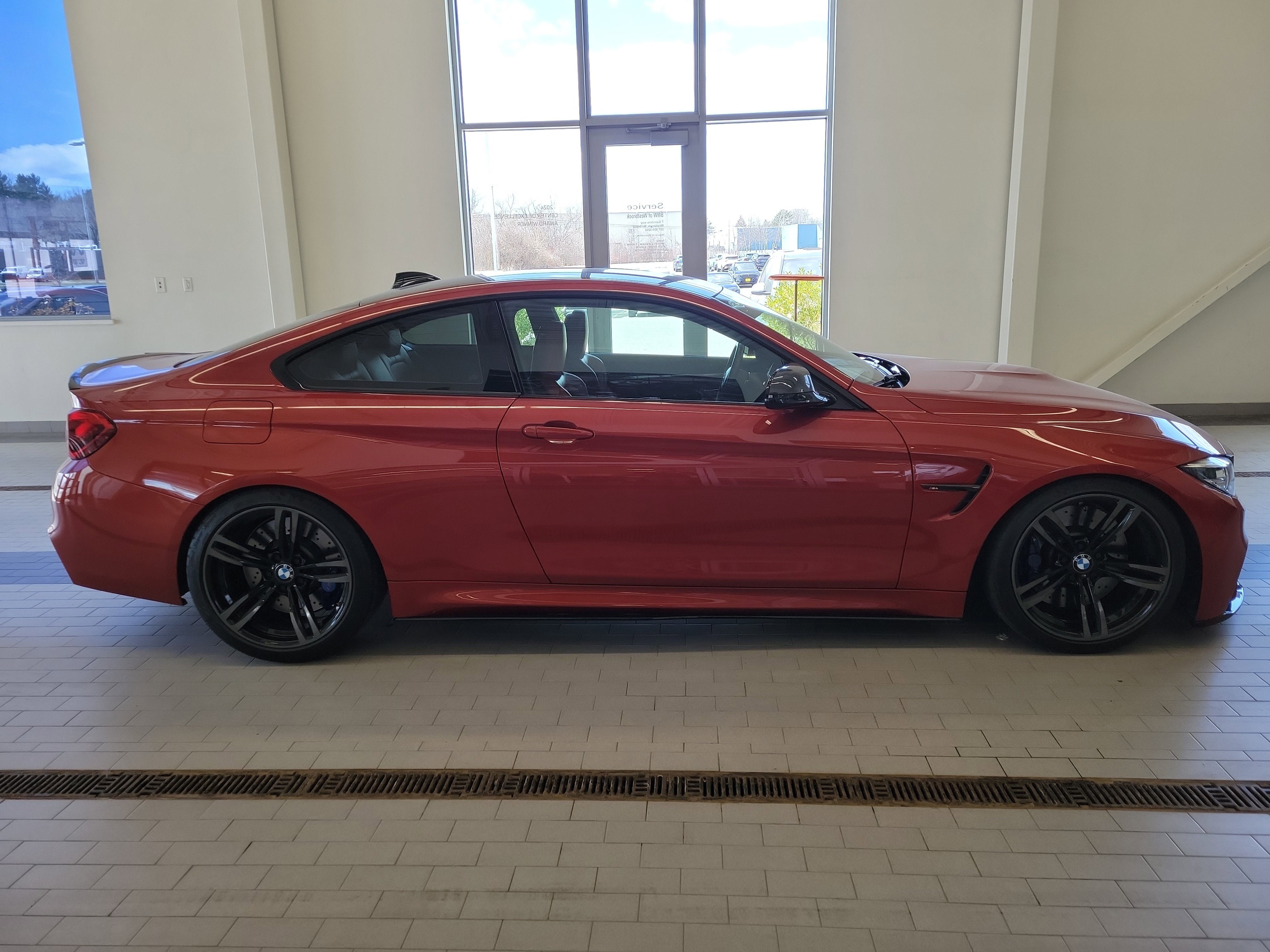 Used 2018 BMW M4 Coupe image 4
