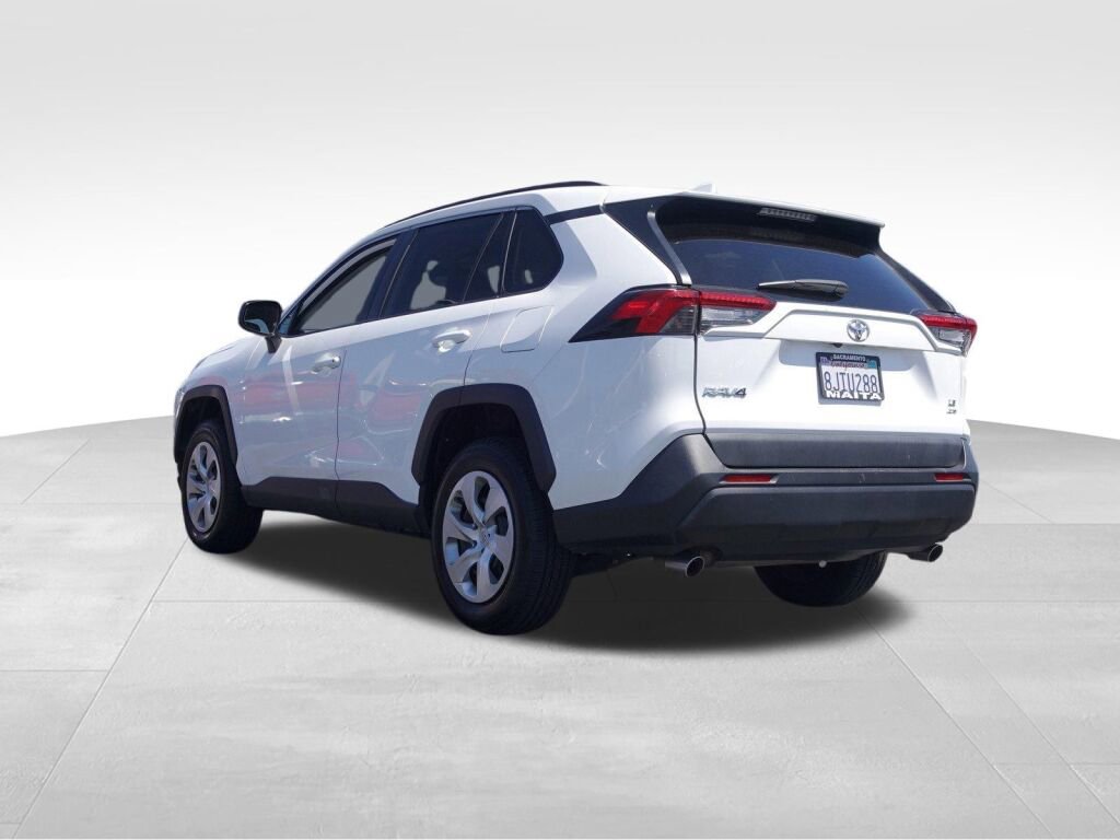 Certified 2019 Toyota RAV4 LE image 6