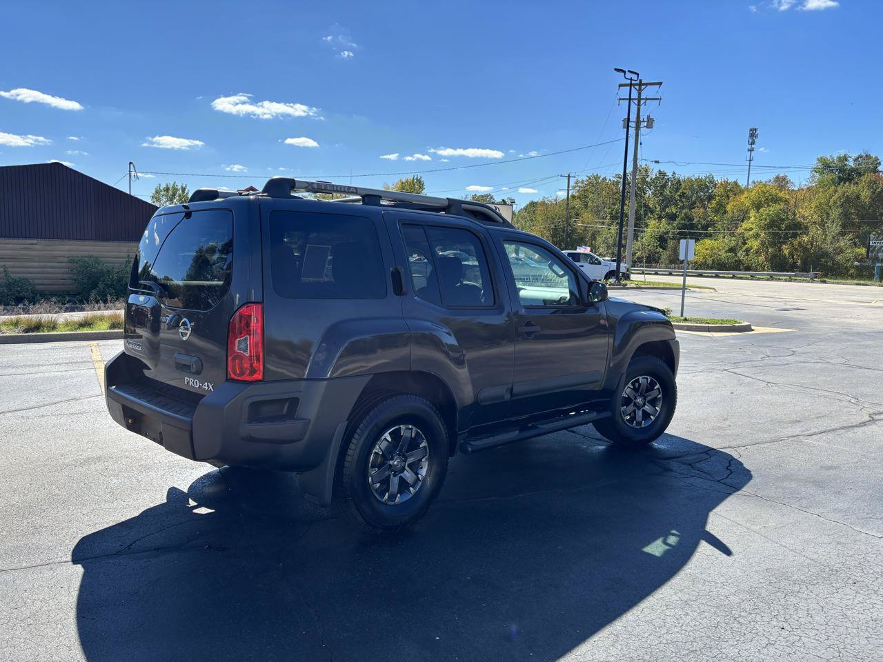 Used 2014 Nissan Xterra PRO-4X w/ Pro-4x Leather Package AWD/4WD image 9