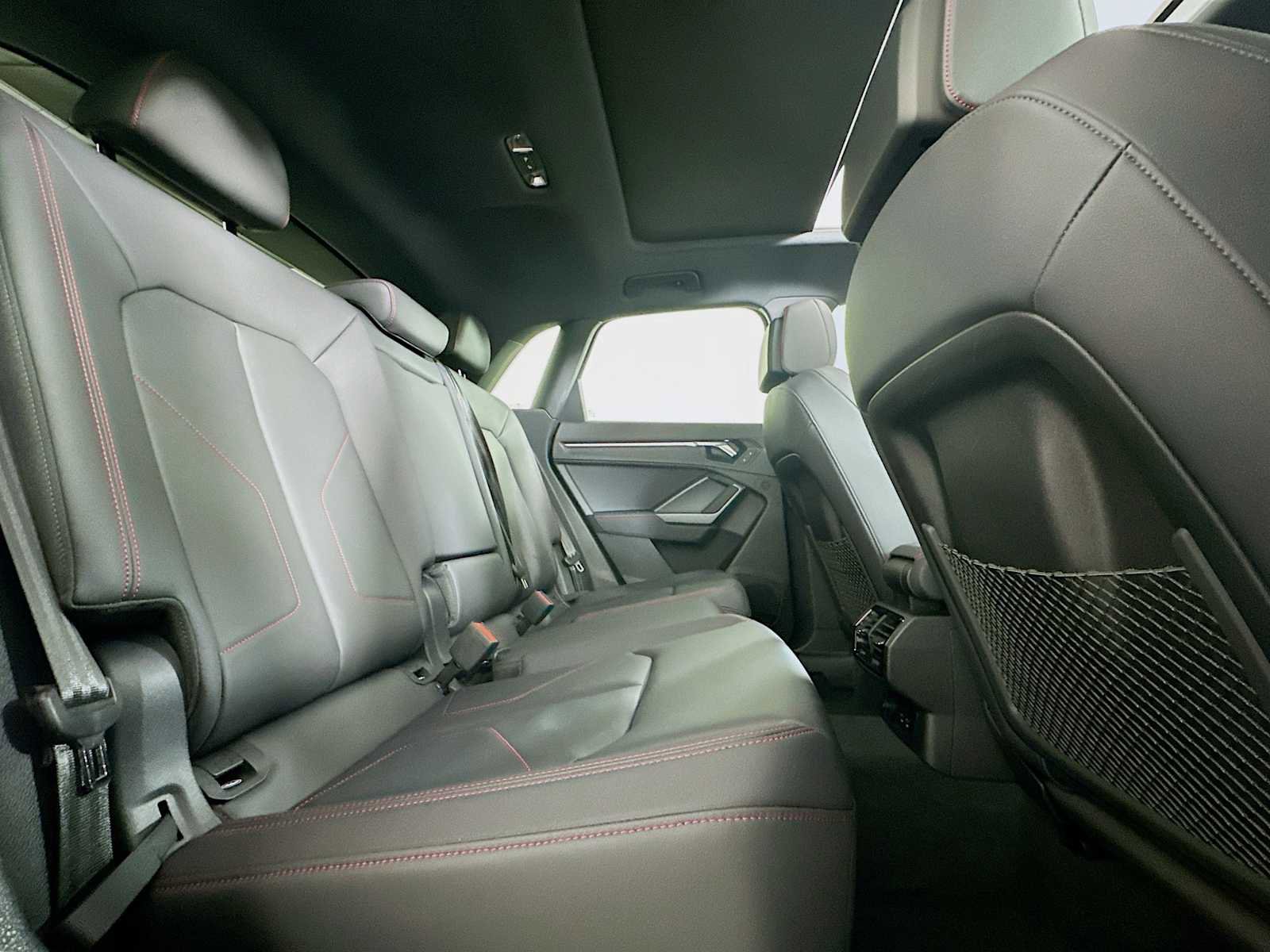 Certified 2025 Audi Q3 2.0T Premium Plus w/ Premium Plus Package image 26