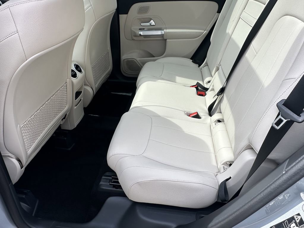 New 2026 Mercedes-Benz GLB 250 4MATIC image 24