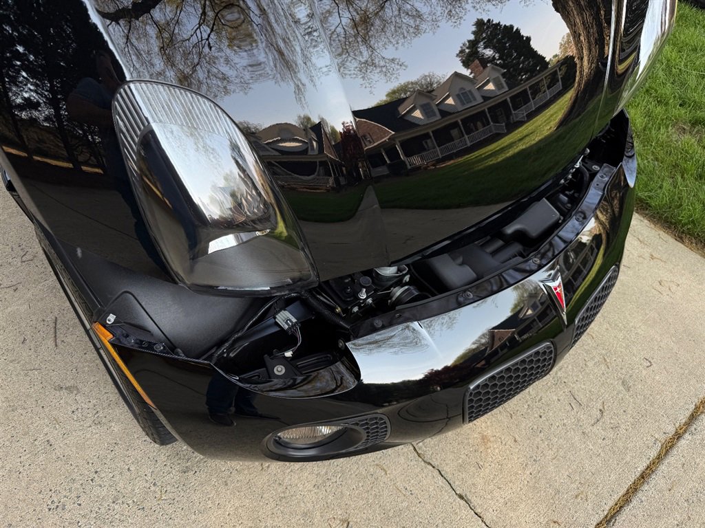 Used 2009 Pontiac Solstice GXP w/ Premium Package image 73