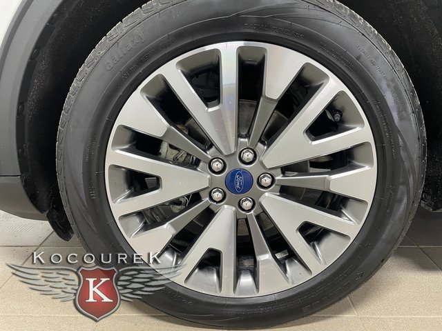 Used 2022 Ford Escape Titanium image 7