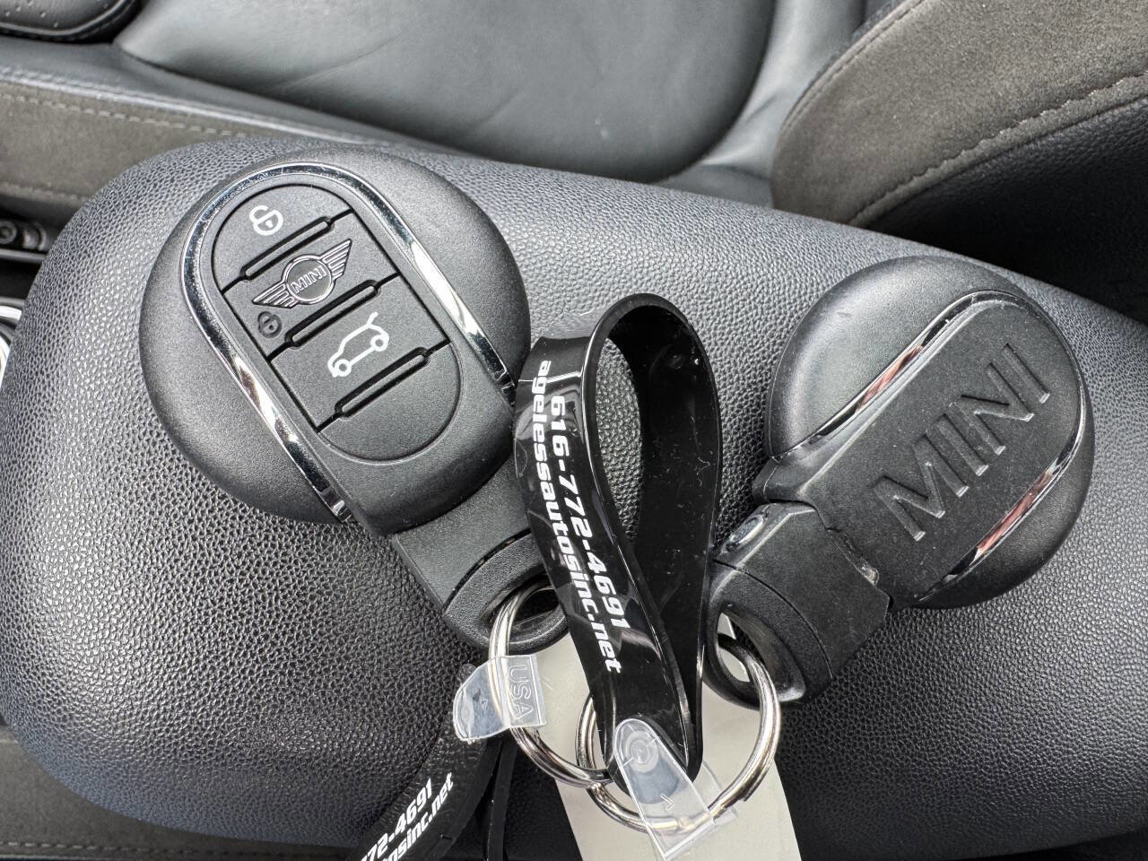 Used 2021 MINI Cooper S image 15