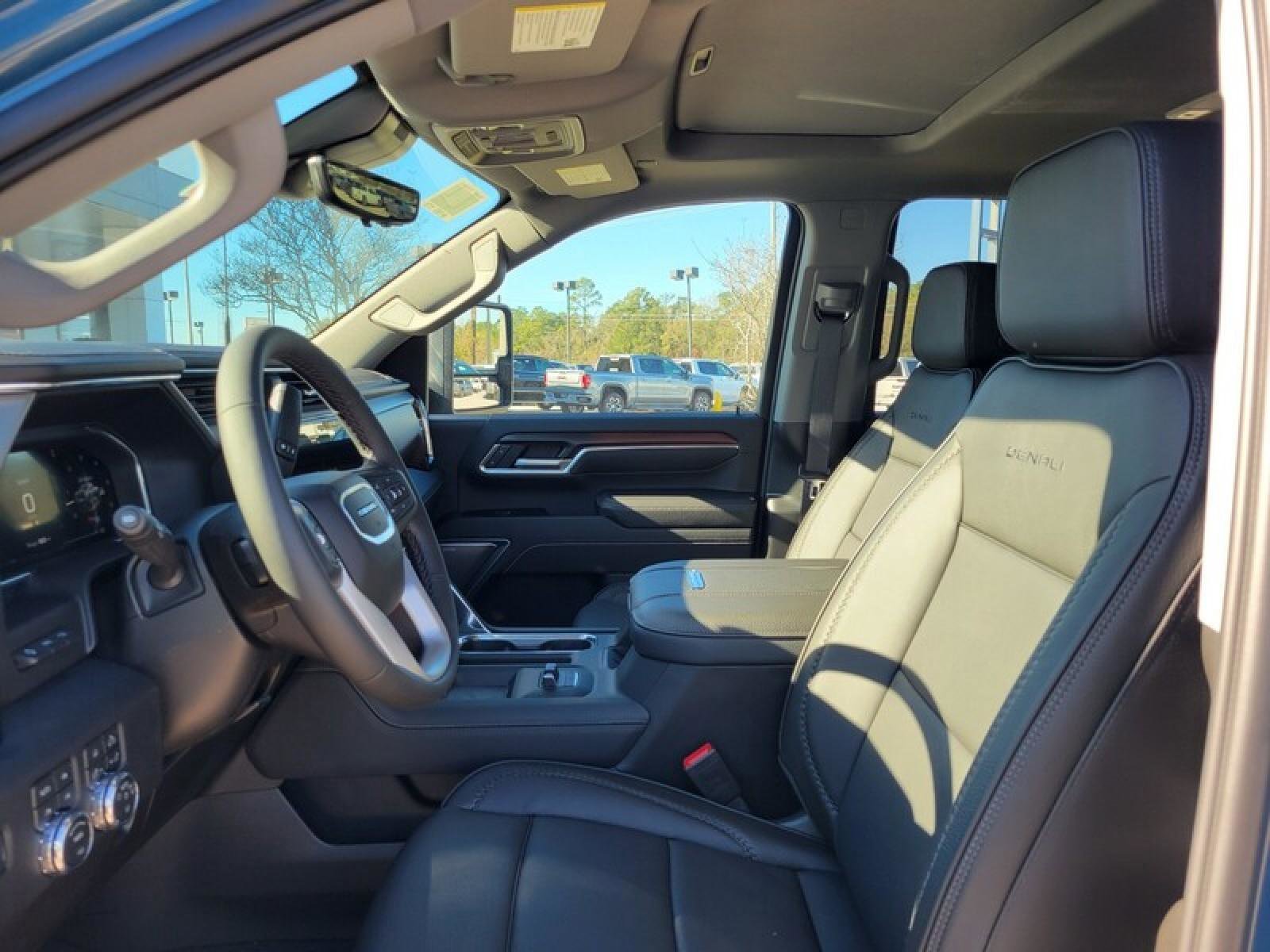 New 2026 GMC Sierra 3500 Denali w/ Denali Reserve Package image 11