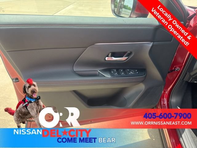 New 2025 Nissan Kicks SR FWD image 13