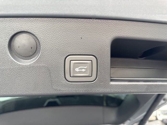 New 2026 Chevrolet Equinox ACTIV w/ Convenience Package III image 13