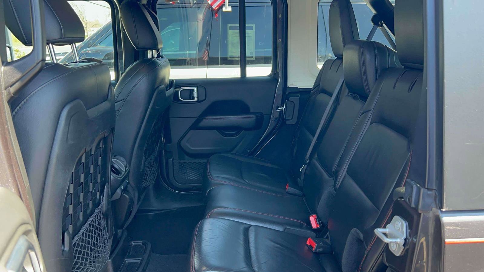 Used 2021 Jeep Wrangler Unlimited Rubicon AWD/4WD image 28