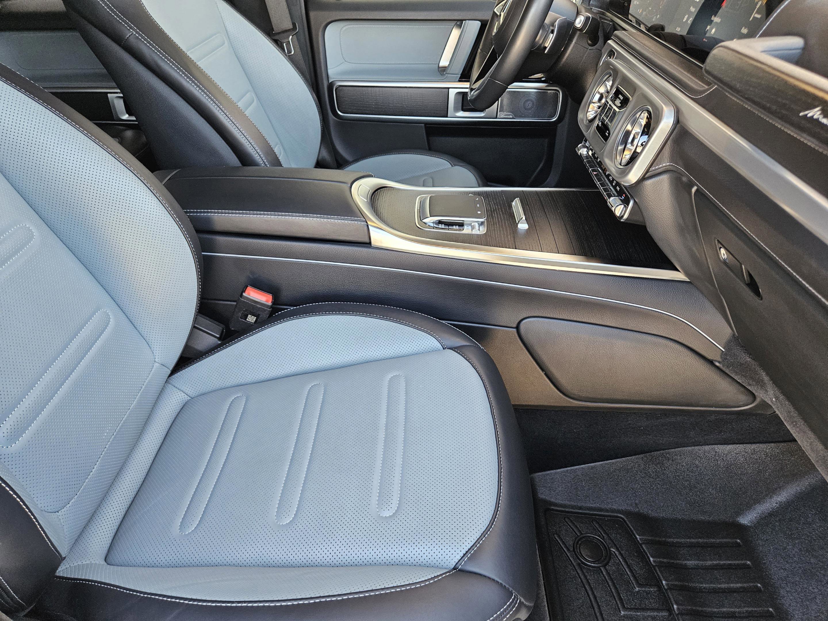 Certified 2025 Mercedes-Benz G 550 w/ Manufactur Interior Package image 6