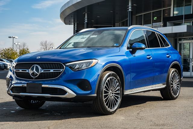 New 2026 Mercedes-Benz GLC 300 4MATIC image 3