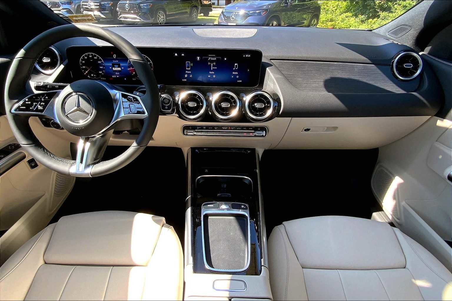 Certified 2026 Mercedes-Benz GLA 250 4MATIC image 5